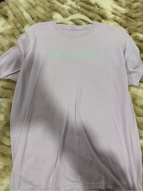 Seaside Crewneck Tee - Light Lavender
